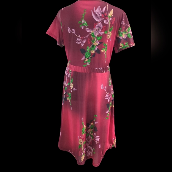 Get This 3XL Tropical Print Dress New Without Tags - Picture 3 of 4